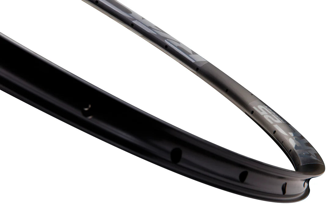 ARO ARC 25, OFFSET RACE FACE