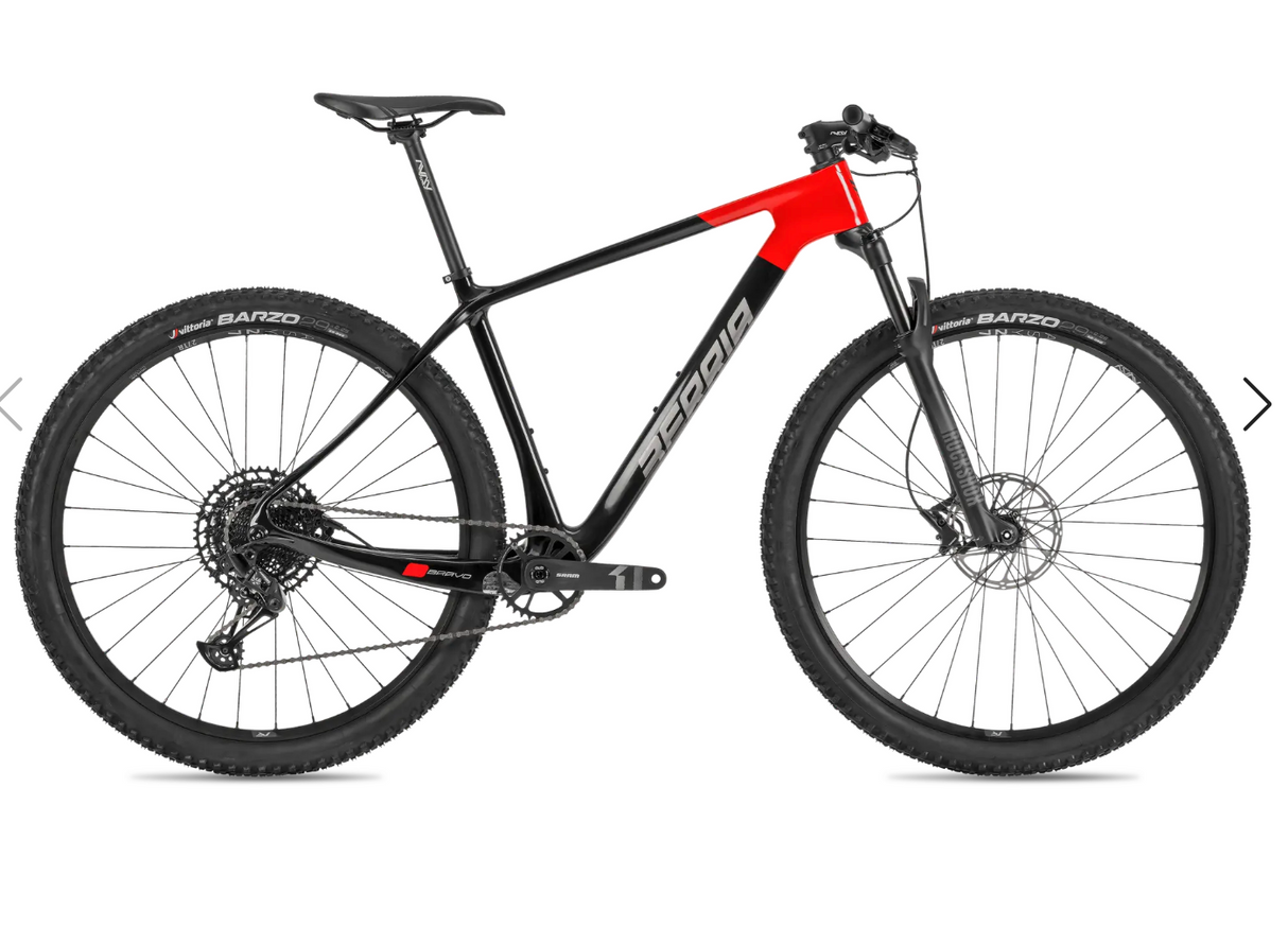 BERRIA BRAVO COMP SX Talla M