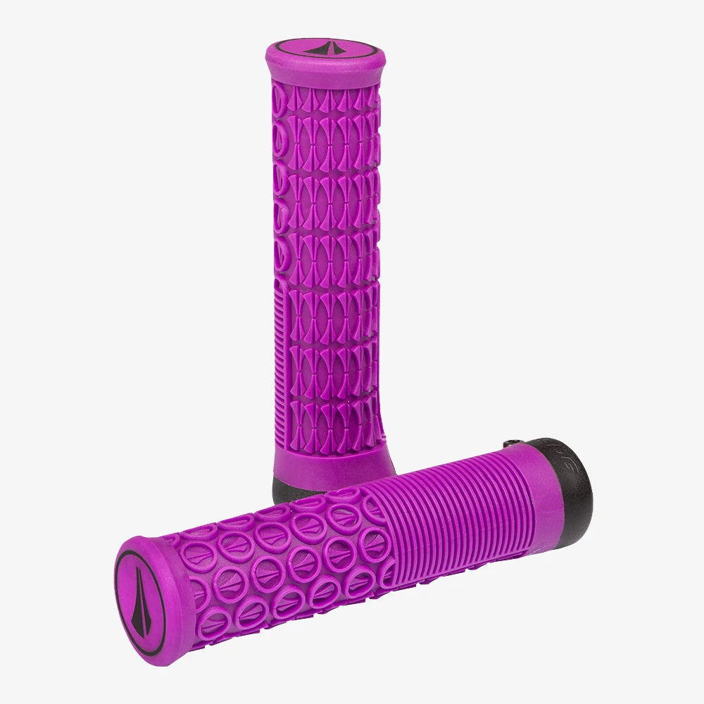 GRIPS PUÑOS SDG THRICE 135 MM