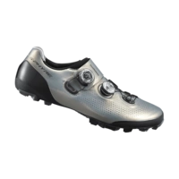 ZAPATILLA CROSS COUNTRY XC901 PLATA TALLA 40 EUR