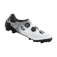 ZAPATILLA CROSS COUNTRY XC702 BLANCA TALLA 40 EUR