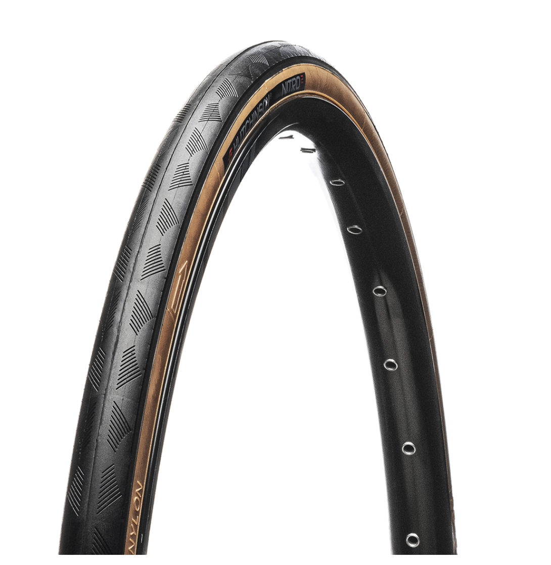 LLANTA HUTCHINSON NITRO 2 700X28 CARA CAFE (para cámara) 33TPI