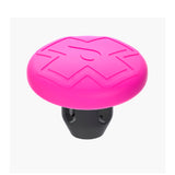 MUC-OFF PORTA AIRTAG TUBELESS PARA NEUMATICO – ROSA/NEGRO