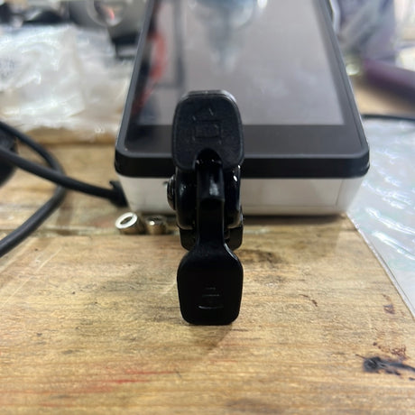 REMOTO SUSPENSION
